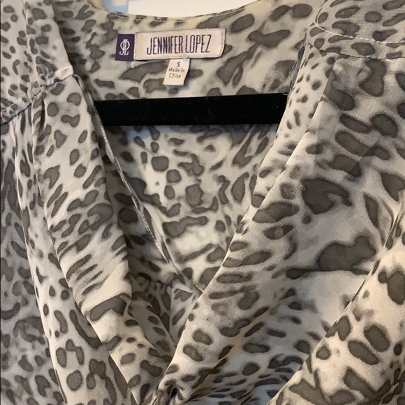 Jennifer Lopez animal print blouse - Picture 2 of 2